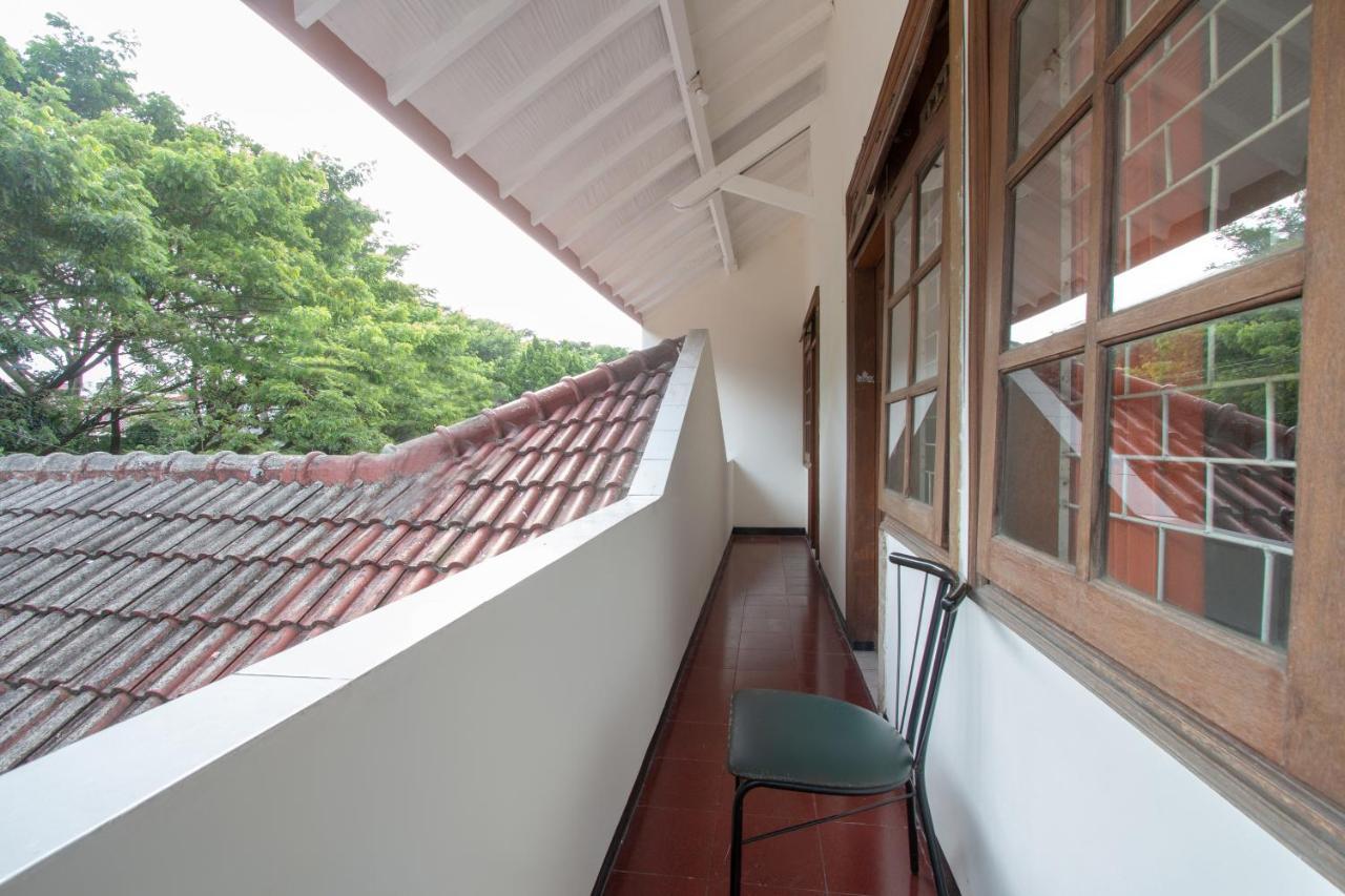Spot On 3218 Bee Palm Family Syariah Hotel Malang Ngoại thất bức ảnh